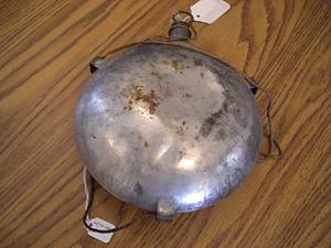 American Civil War ear tin canteen
