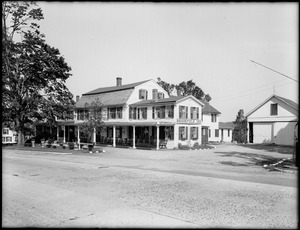 Brookfield Inn with whole garage, off River Street, Highway Post Road, Brookfield, Mass.