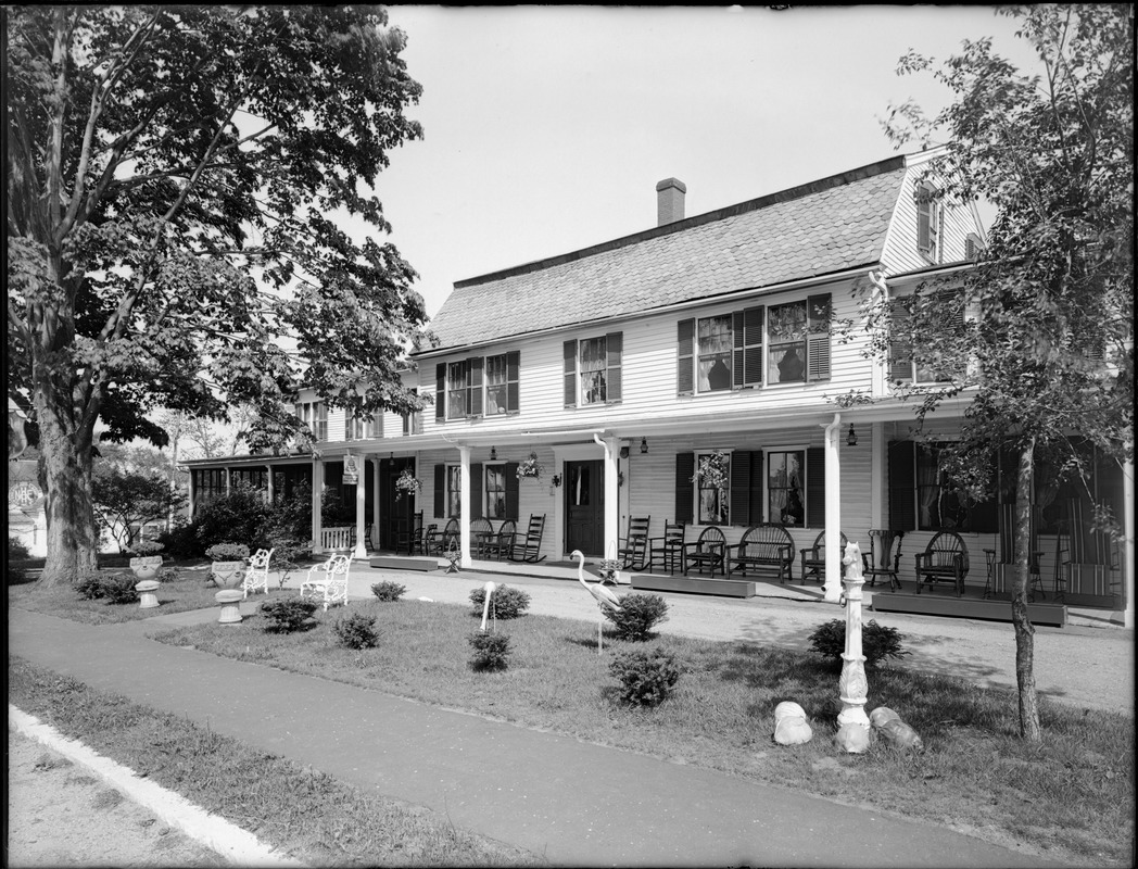 Right wing off Brookfield Inn, Brookfield, Mass.