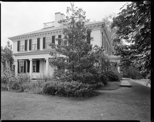 Left side and front of Loring-Greenough House, 12 South Street, Jamaica Plain