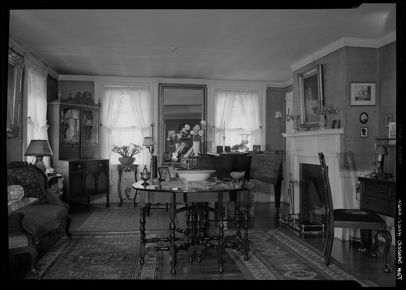 Thomas Sanders House, Salem, MA, interior - Digital Commonwealth