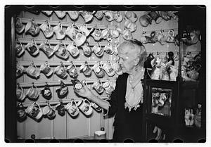 Mrs. Lue Stuart Wadsworth, collector of rare pitchers