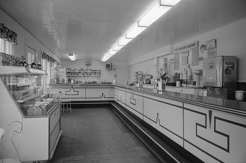 Gulf Hill Dairy, Gulf Road, South Dartmouth, MA Digital Commonwealth