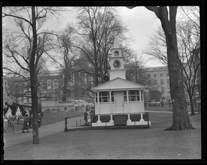 Temporary building on Boston Common where Dyan sang with Greenwood Methodist Choir