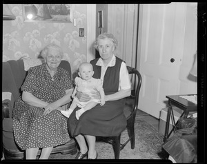 Dyan's christening with Grandma Cullum and Nana Jones, Lowell