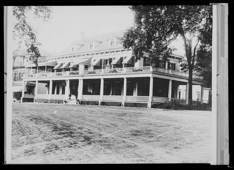 Old Natick Inn