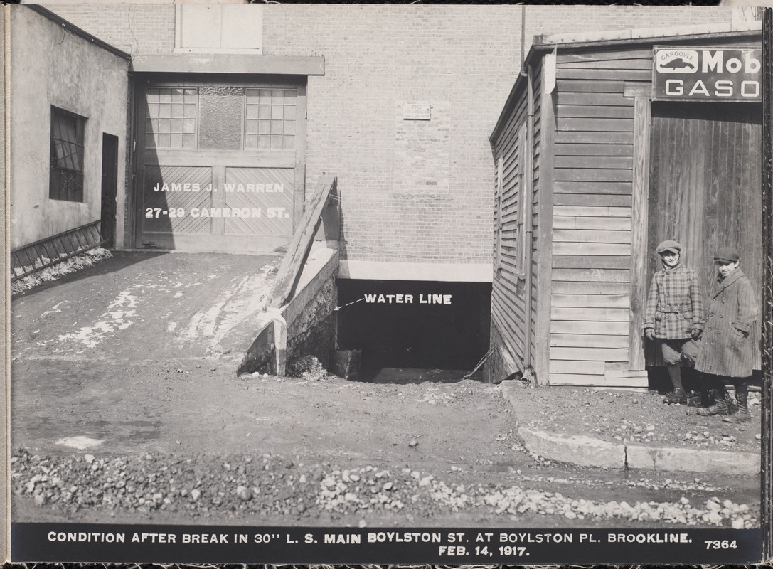 Distribution Department, Low Service Pipe Lines, condition after break in 30-inch main, Boylston Street at Boylston Place, Brookline, Mass., Feb. 14, 1917