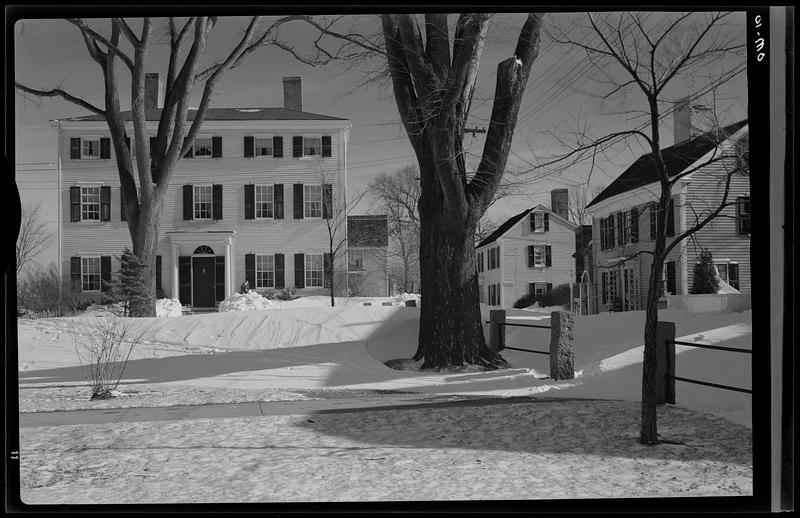 Washington Square in an early morning snowdrift, Marblehead