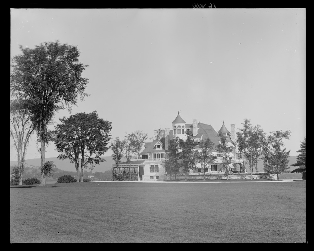 Erskine Park: house & grounds