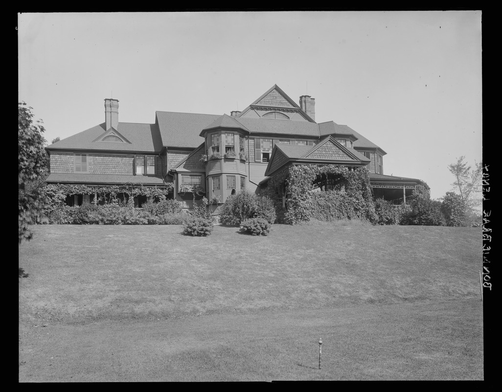 Bonnie Brae exterior Digital Commonwealth