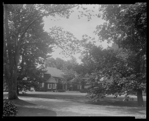 Groton Place: facing West St.