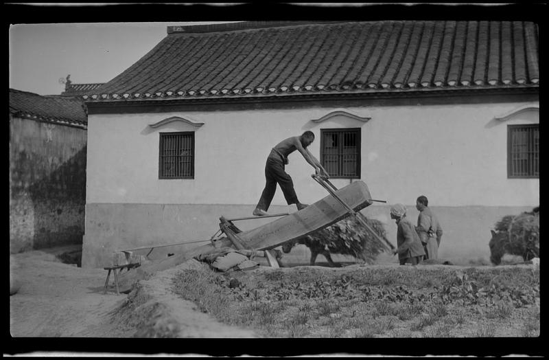 Cutting wood in Nanking
