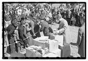 Egg hunt, Franklin Park