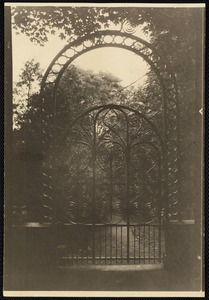 Whittemore-Robbins House iron garden gate
