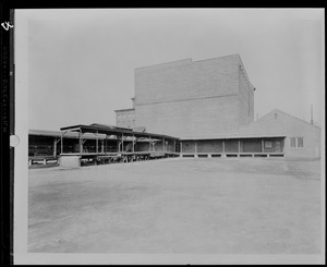 Quincy Market Cold Storage and Warehouse Co. building