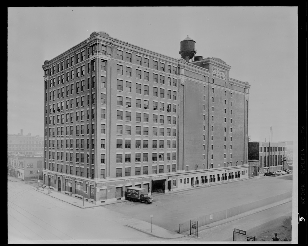 Quincy Market Cold Storage and Warehouse Co. building