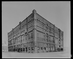 Quincy Market Cold Storage and Warehouse Co. building