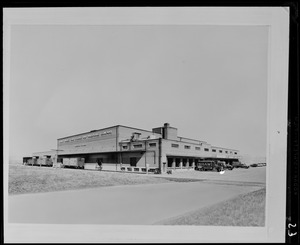 Quincy Market Cold Storage and Warehouse Co. building