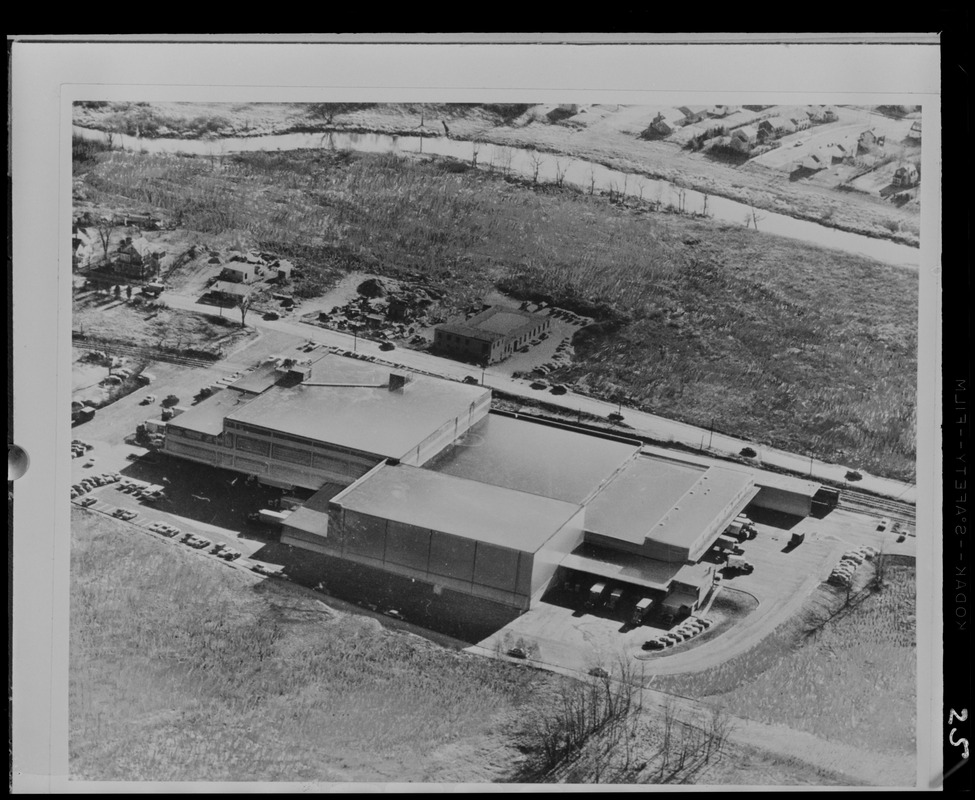 Quincy Market Cold Storage and Warehouse Co. building Digital