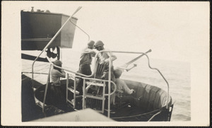 Unidentified image, probably taken from or aboard LST 795 while underway in Pacific