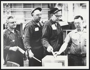 G.E. workers cast their ballot in Lynn. Arthur Langer Francis J. Reinfuso, Henry M. Reinfuso, Francis B. Reardon