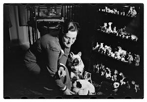 Miss Liddie A Livevey, collector of miniature dogs, 400, 1 live one