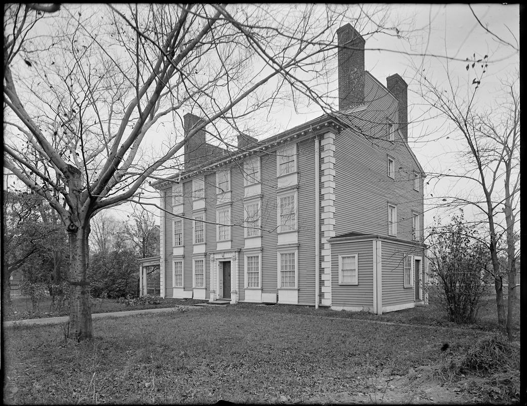 Royall House and slave quarters
