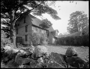 Side view of Old Manse near stone wall, Concord, Mass.