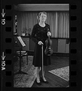 Florence Chapman Pearson with violin