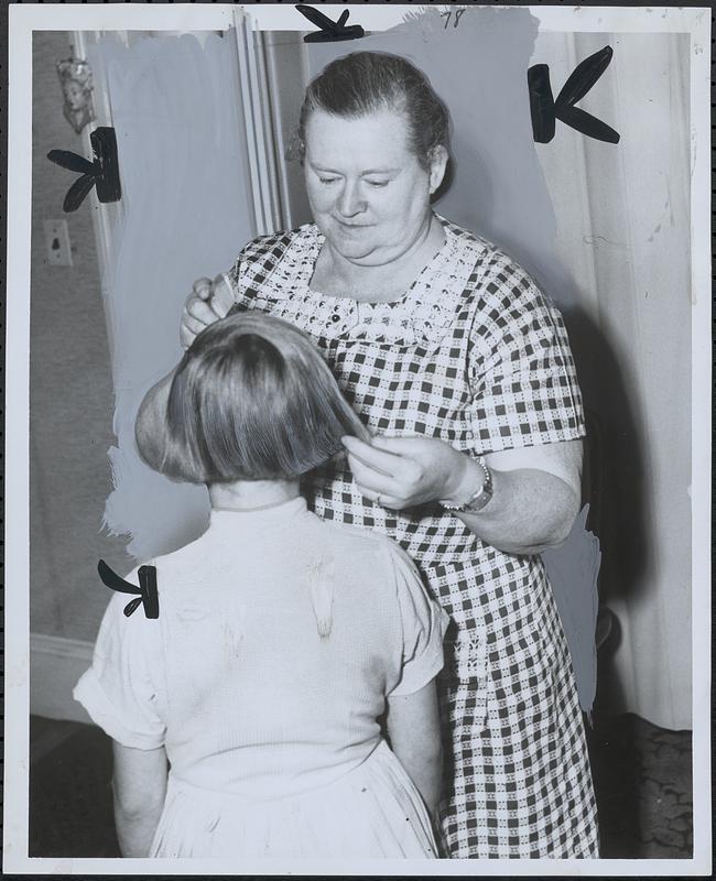 Mrs. Robert Groom