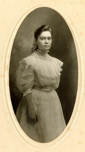 Southbridge High School 1906 Class Portrait - Alice Gould Haskell