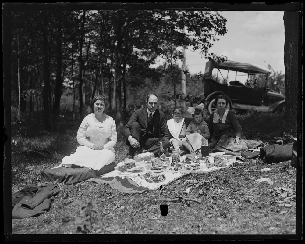 Family - Herbert, Martha, Horton, et Lill