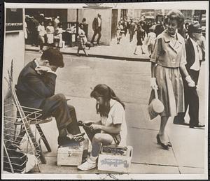 Shoeshine girl