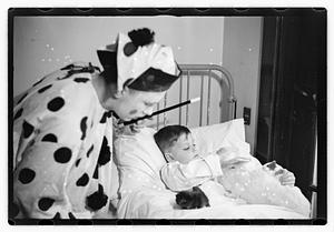 Harry W. Syer magician at Children's Hospital