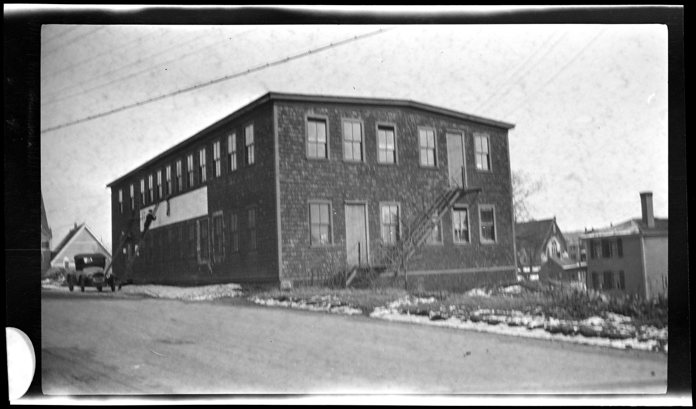 Wrapper (Shirtwaist) Factory. 192 Granite St.
