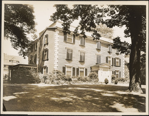 Lee-Nichols House, 1660, 159 Brattle St. and Kennedy Road, Cambridge, Mass.