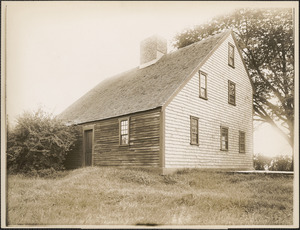 Parker Tavern at Washington Street and Fulton Street, Reading, Mass.