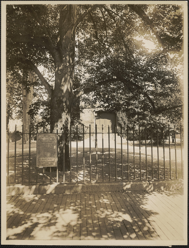 The First Church in Salem (front view)