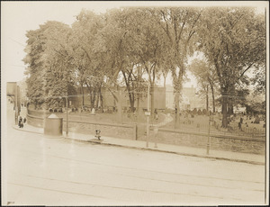 Roxbury Burial Ground (1630)