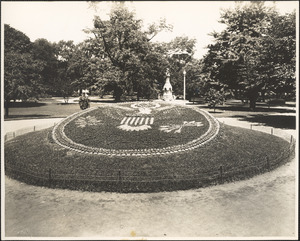 Flower bed in the shape of the seal of the United States