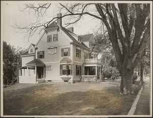 King Philip Cottage at Main Street and Upham Road, Medfield, Mass.