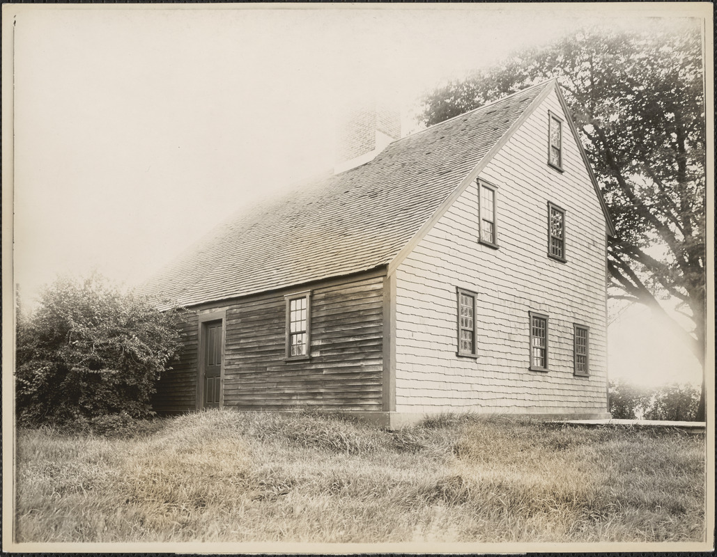 Parker Tavern at Washington Street and Fulton Street, Reading, Mass.