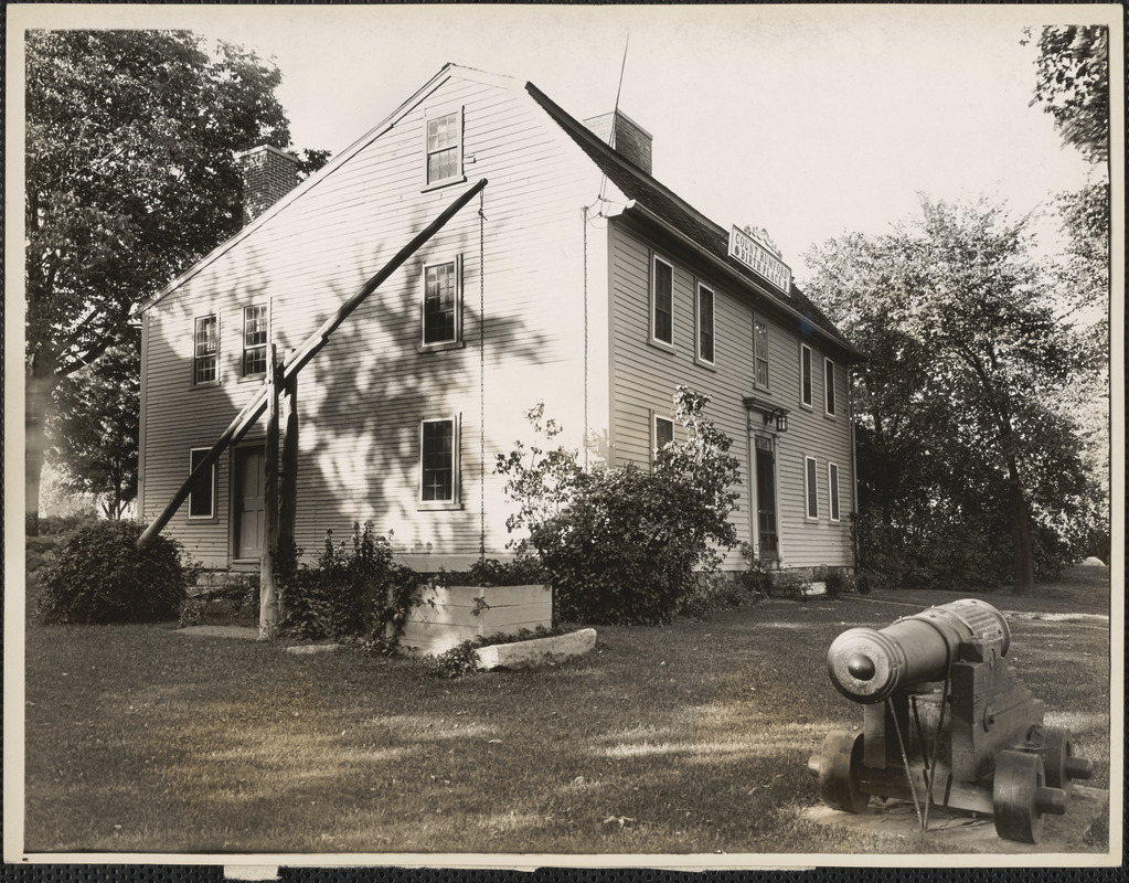 Birthplace of Benjamin Thompson, Count Rumford, Elm Street (near Main