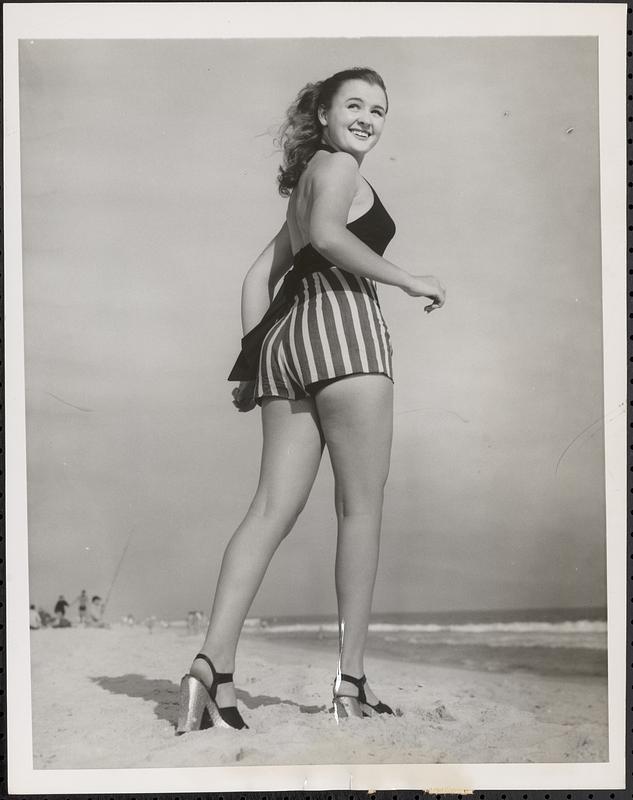 Lovely Libby's loveliest legs