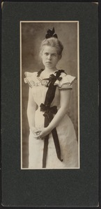 Newton High School Class of 1900 yearbook pictures plus reunion biographies, 1900 - - Elsie V. Tucker - Mrs. Herbert W. Kenway -