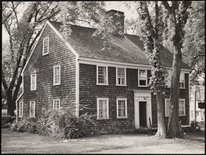 John Howland House (1666) Plymouth, Mass This house is the oldest in Plymouth built in 1666, is the only one still standing that was used by Pilgrims.
