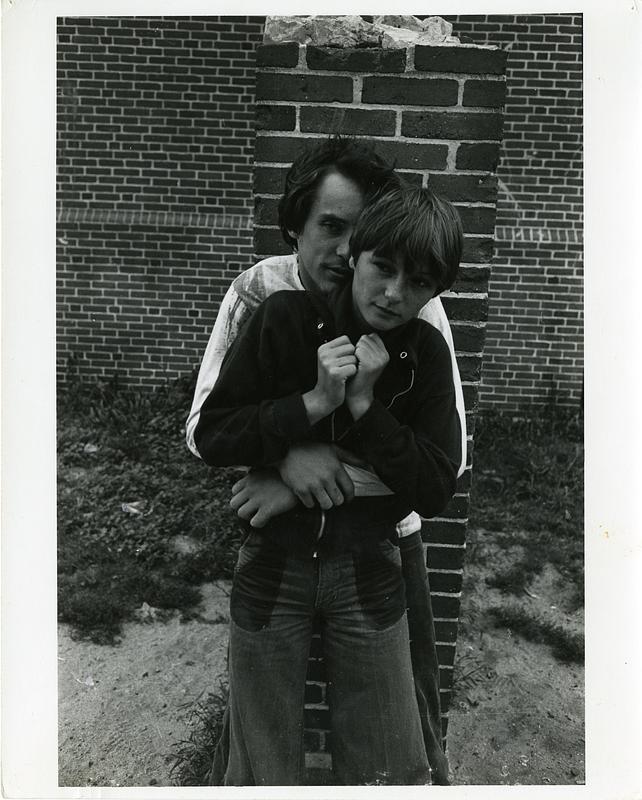 Lovers (teenage), Housing Project, Cambridge, Mass.