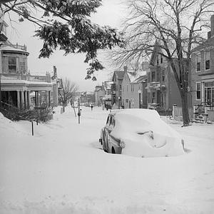 Snow storm, Walnut Street, New Bedford