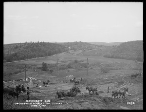 Wachusett Dam, mule scrapers uncovering rock at the quarry, Boylston, Mass., Jun. 3, 1901