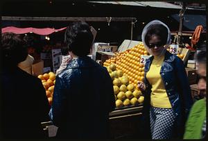 Outdoor Market at Haymarket Square